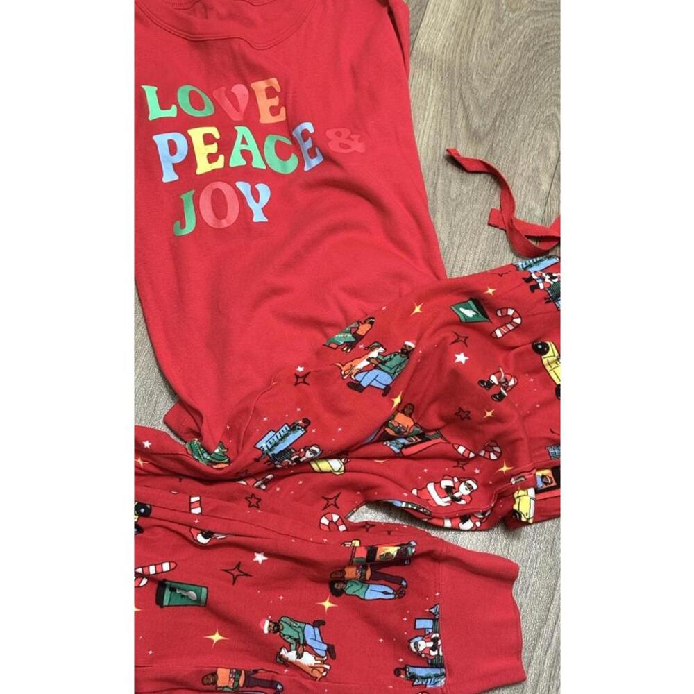 Wondershop Women's Pajama Set Peace Love Joy Black SantaCandy Canes Trees M New